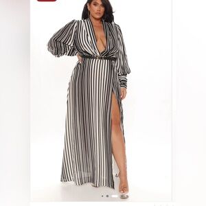 Fashion Nova Black and White Striped Long Sleeve Dress